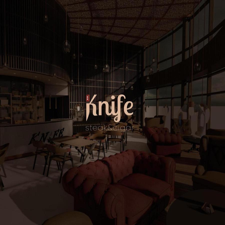 Century Marina Hotel - Lusail Luaran gambar Interior of iKnife