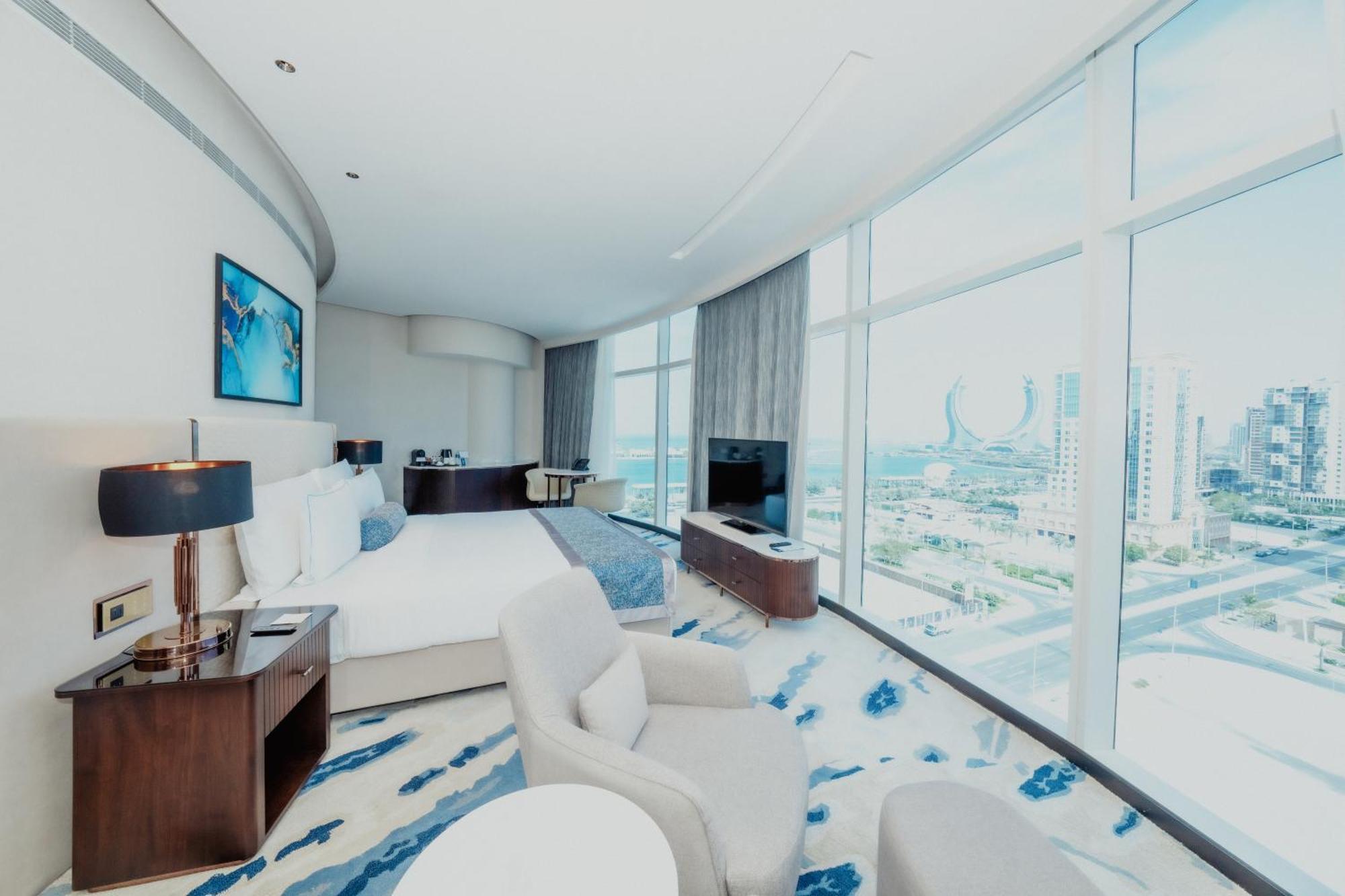 Century Marina Hotel - Lusail Luaran gambar A bedroom at the hotel